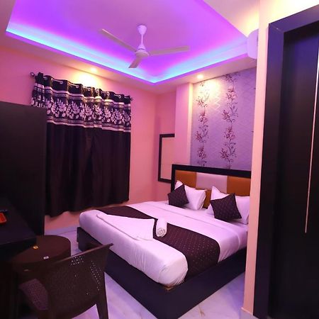 Jupiter Plaza Delhi Airport Hotell New Delhi Exteriör bild