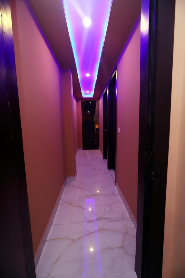Jupiter Plaza Delhi Airport Hotell New Delhi Exteriör bild