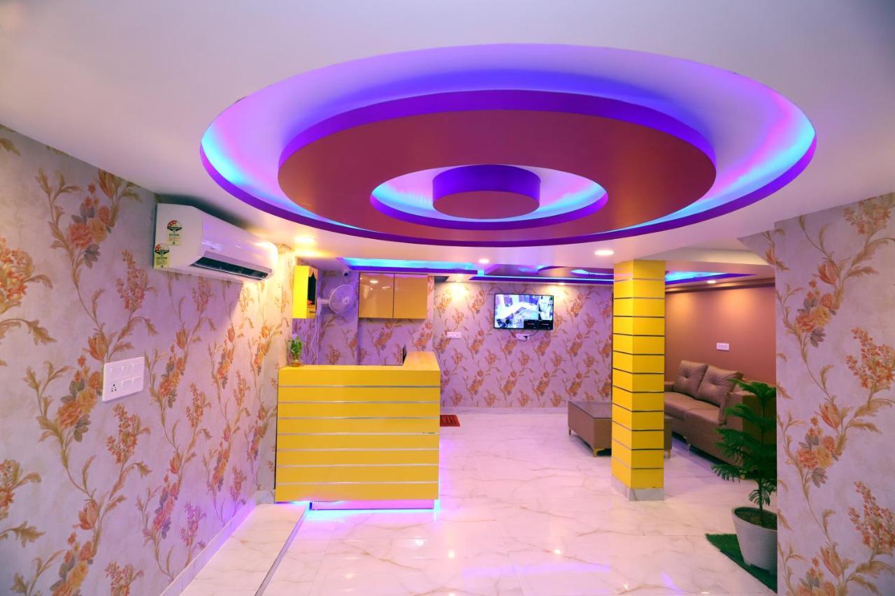 Jupiter Plaza Delhi Airport Hotell New Delhi Exteriör bild