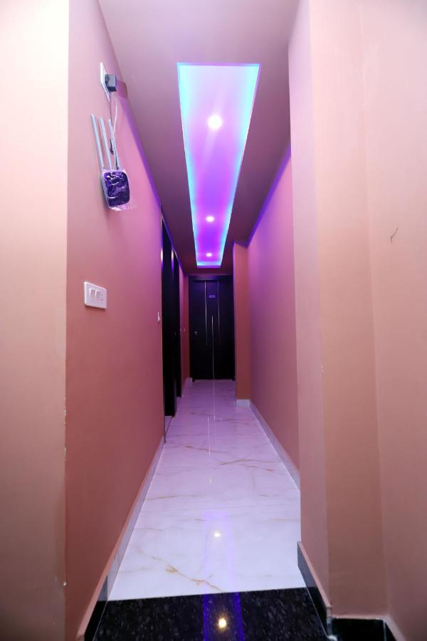 Jupiter Plaza Delhi Airport Hotell New Delhi Exteriör bild